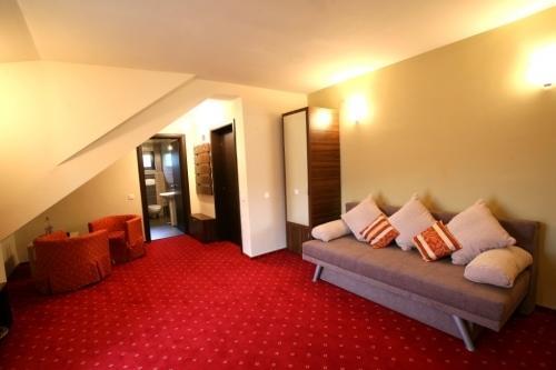 Maya House Hotel เปรดัล ภายนอก รูปภาพ